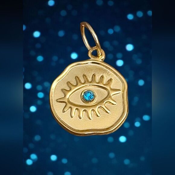 Seaglasscoaztallemonades.com Jewelry - Gold Eye Pendant with Blue Gemstone